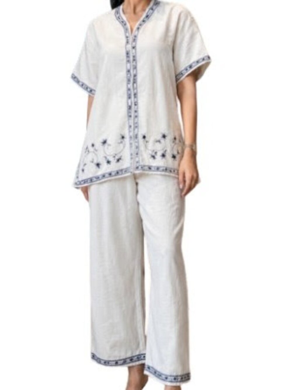 Embroidered Two-Piece Linen Lounge Set